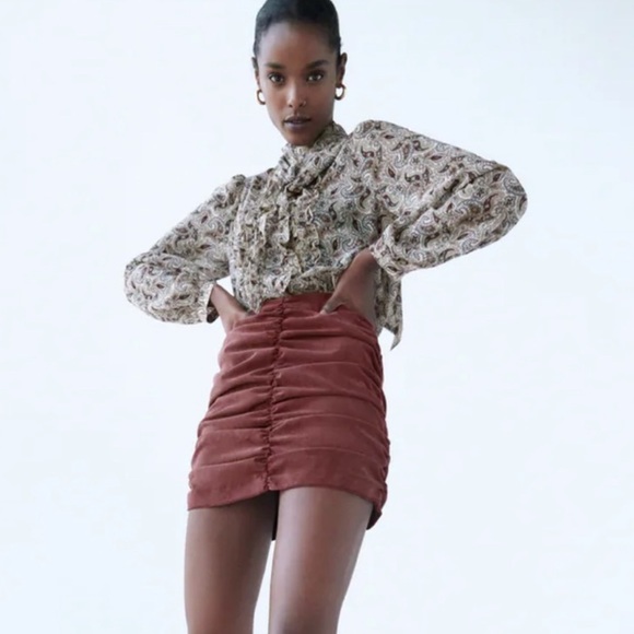 Zara Mini Draped Skirt - Picture 1 of 3